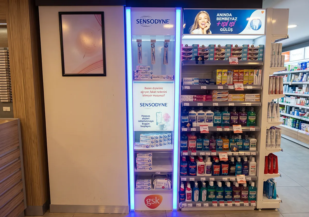 Sensodyne Işıklı Reyon Giydirme